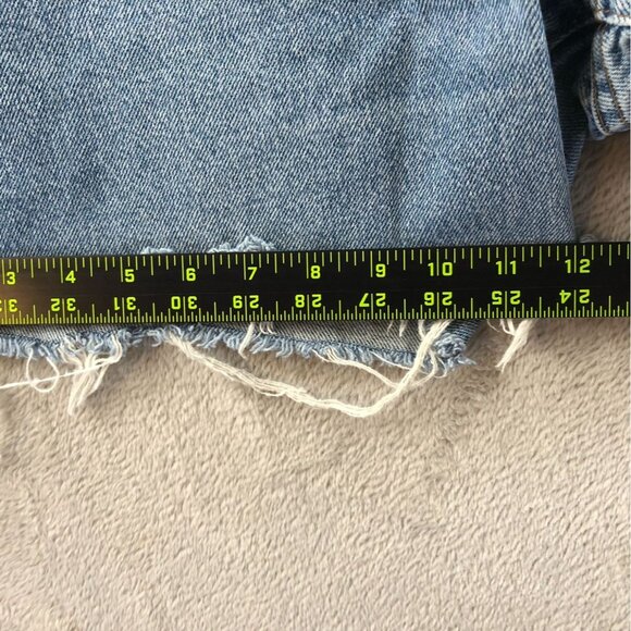 Vintage Calvin Klein Womens Jeans Shorts 34 Measured Casual Blue Denim Classic - Picture 7 of 12